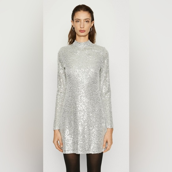 Abercrombie & Fitch Silver Sequin Long Sleeve Dress • MP • NWT - Picture 5 of 13
